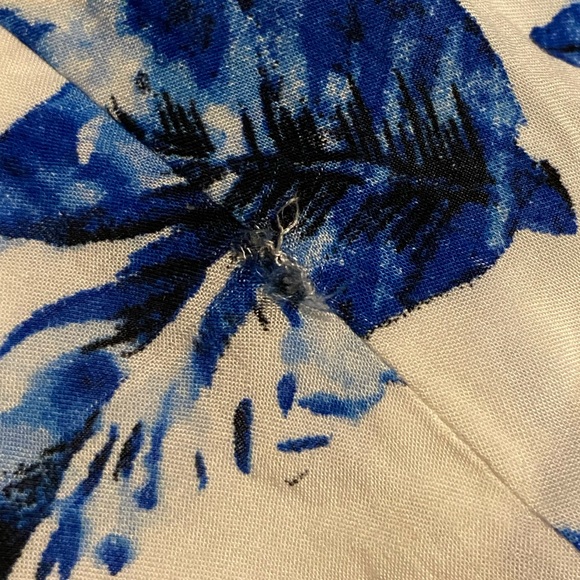 Forever 21 XS floral shorts - Picture 5 of 6